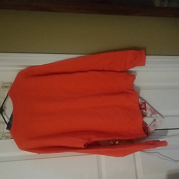 Two Champion Sweatshirts Size Medium - Picture 9 of 9